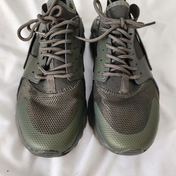 Nike Air Sneaker men's size 8 Moss Green Huarache Run - Picture 16 of 16